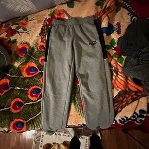 Men’s M Puma sweats, black and grey